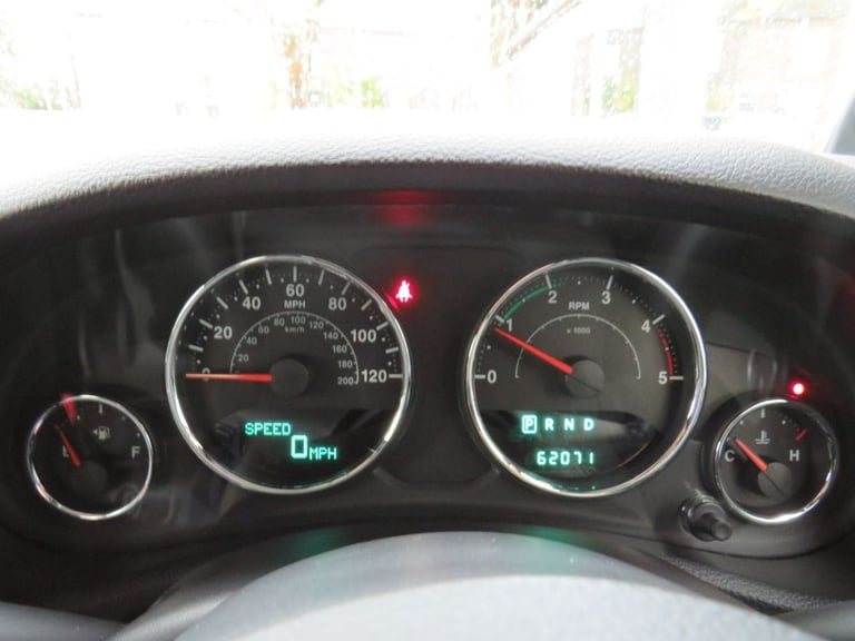 2014 Jeep Wrangler 2.8 CRD Overland 4dr Auto CONVERTIBLE DIESEL Automatic