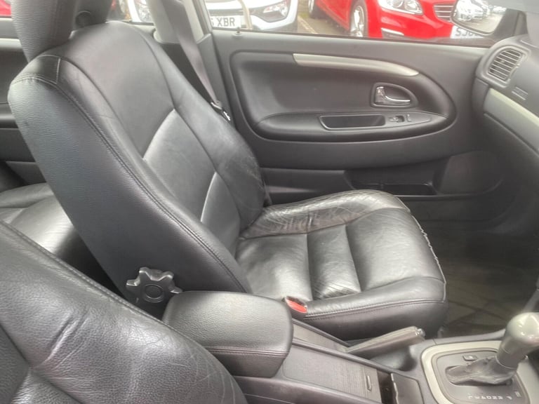 2004 Volvo S40 1.8 Sport 4dr Auto [122bhp] SALOON PETROL Automatic