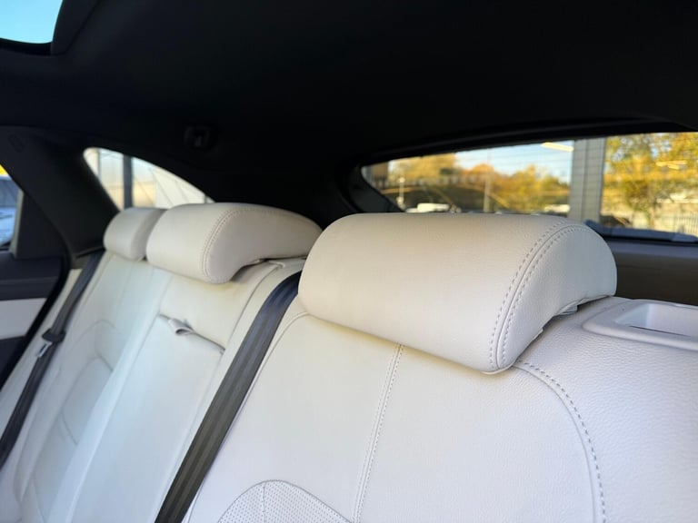 2022 Jaguar F-Pace 2.0 P250i R-Dynamic Black SUV 5dr Petrol Auto AWD Euro 6 (s/s) (250 ps) ESTATE...