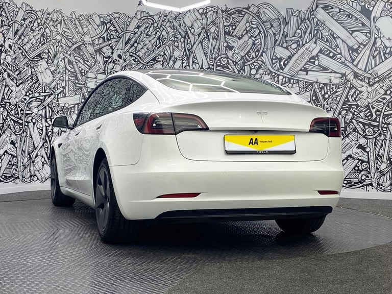 2021 Tesla Model 3 Standard Range Plus Saloon 4dr Electric Auto RWD (241 bhp) Saloon ELECTRIC Aut...