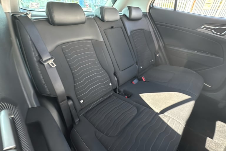  Kia Sportage 1.6 H T Gdi 4 Suv 5dr Petrol Hybrid Auto Euro 6 s/s 226 Bhp