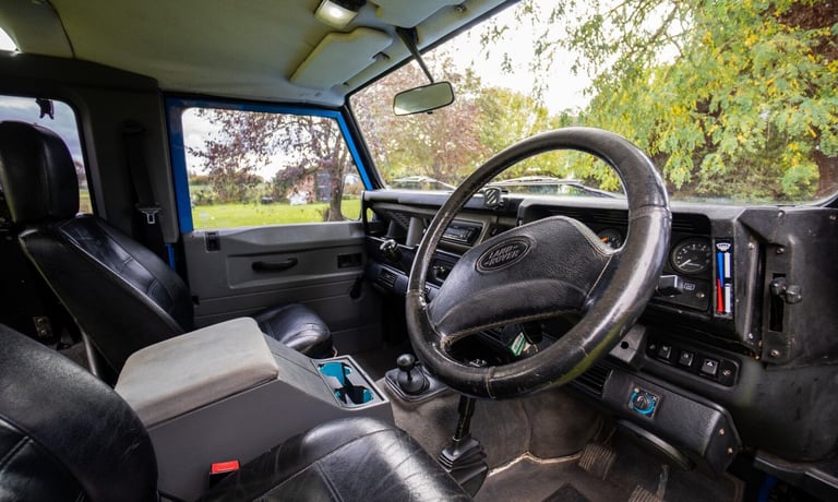 2020 Land Rover Defender 90 Saloon PETROL Manual
