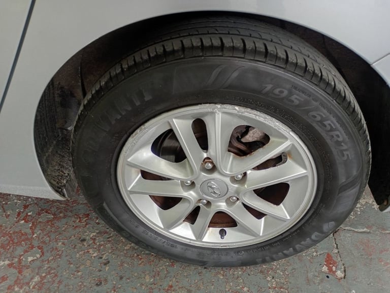 2013 Hyundai i30 1.4 Active Hatchback 5dr Petrol Manual Euro 5 (100 ps) Hatchback Petrol Manual