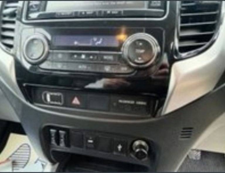 2018 Mitsubishi l200 Barbarian 2.4ltr Manual 