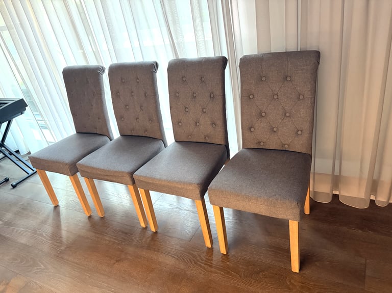 🪵🍽️ Beautiful Dining Chairs – Sold together or separately ✨