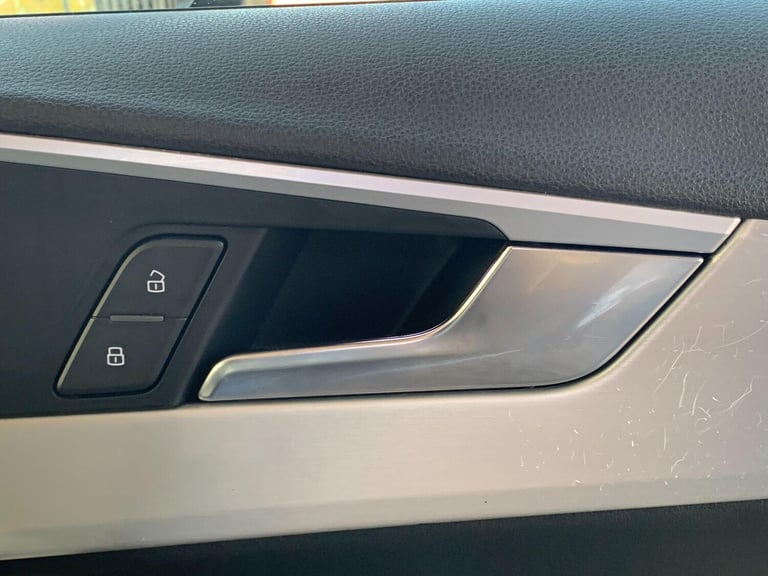 2016 Audi A4 Avant 2.0 TDI S line S Tronic Euro 6 (s/s) 5dr ESTATE Diesel Automatic