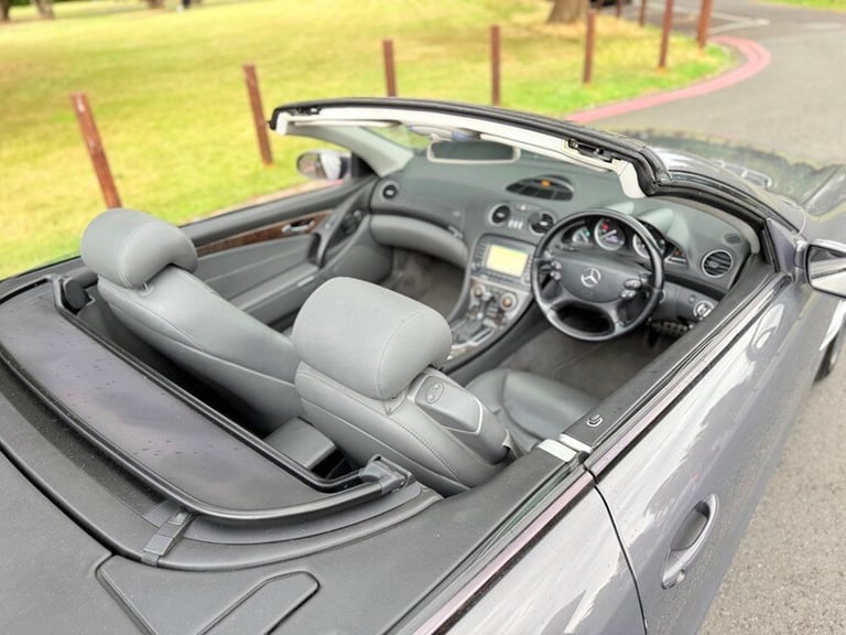 2005 Mercedes-Benz SL SL350 CONVERTIBLE Petrol Automatic