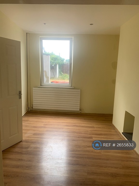 3 bedroom house in Somerton Road, Newport, NP19 (3 bed) (#2655833)