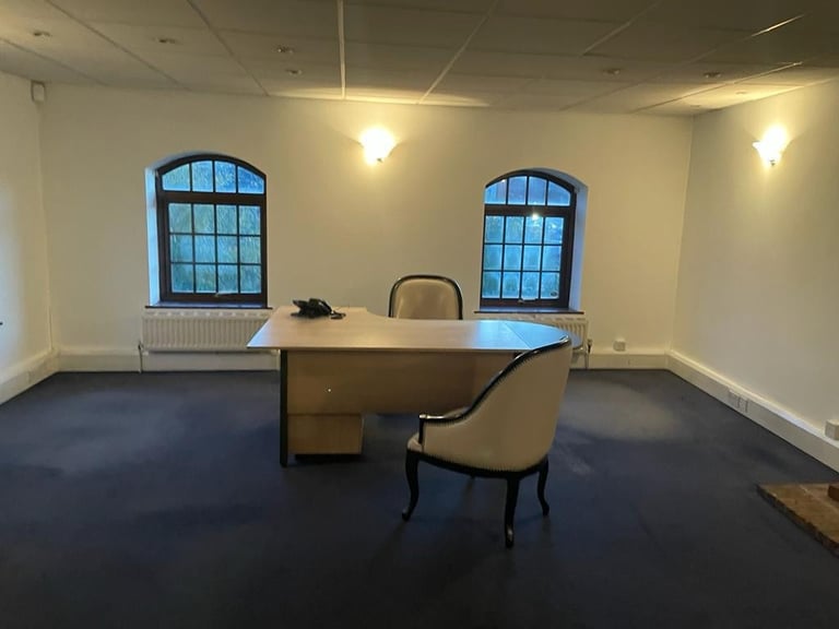 For Rent Offices in Luton Town Centre - Available Now