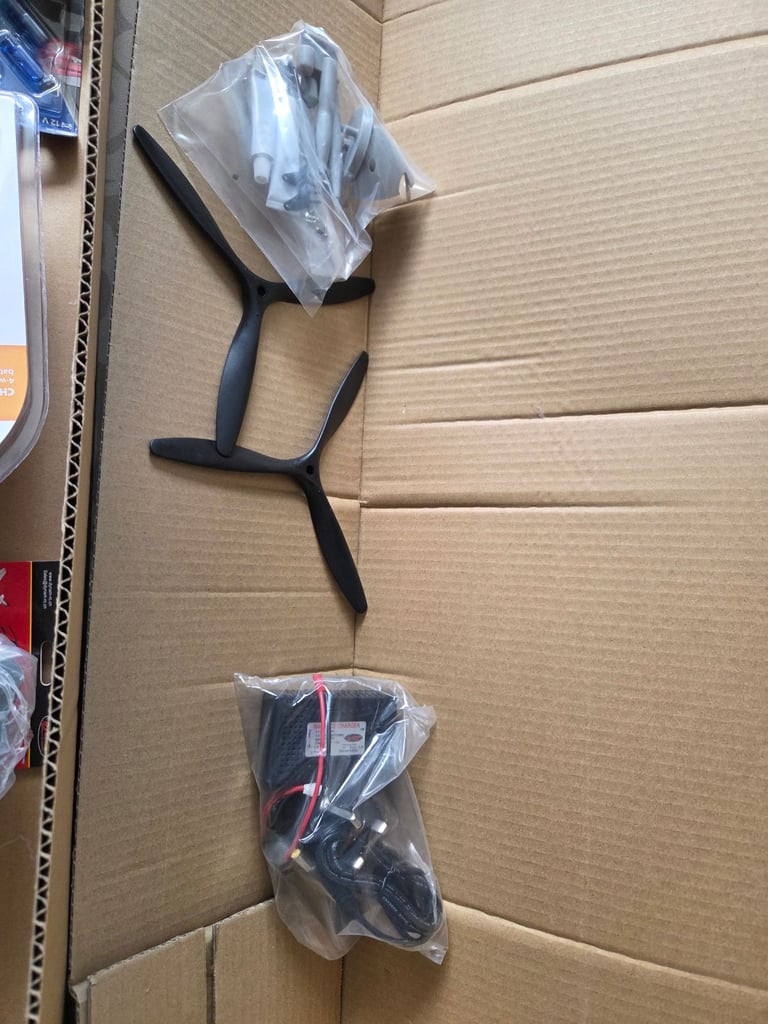 DYNAM Spitfire RC Plane