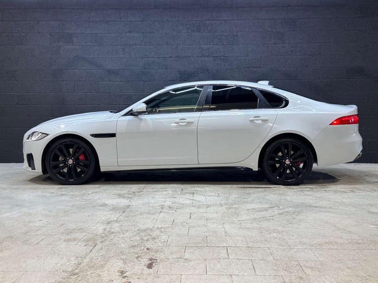 2016 Jaguar XF 3.0 XF V6 S D Auto 4dr Saloon Diesel Automatic