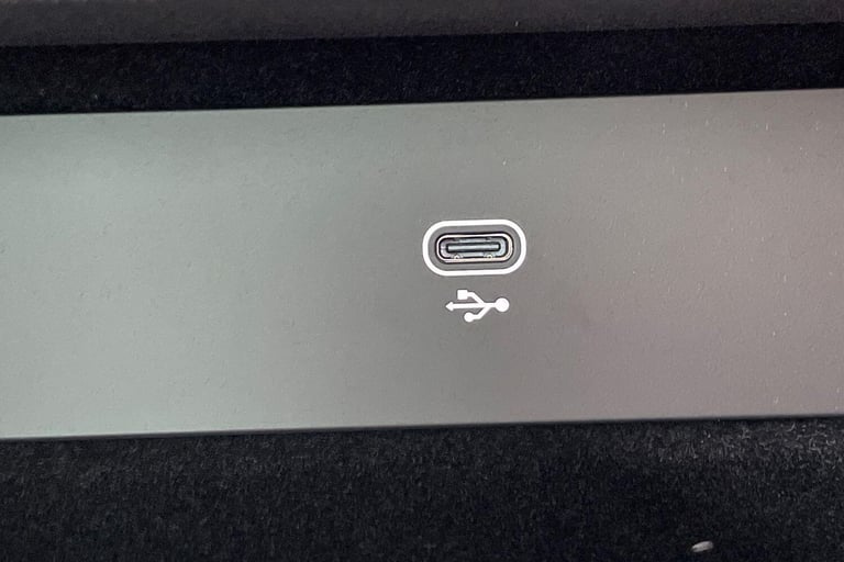 2025 Land Rover Range Rover Evoque 1.5 P270e Dynamic SE 5dr Auto ESTATE PETROL/ELECTRIC Automatic