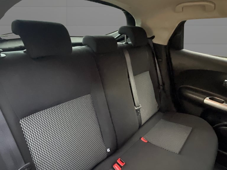 NISSAN JUKE 1.2 DIG-T Acenta Black Manual Petrol 2015