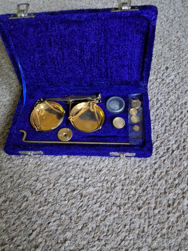 image for Brass scale in velvet box - new/never used