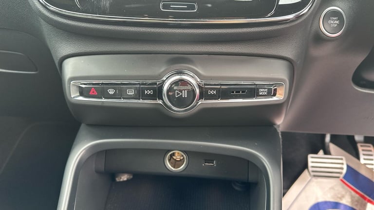 2021 Volvo XC40 1.5 T3 [163] R DESIGN 5dr Geartronic ESTATE PETROL Automatic