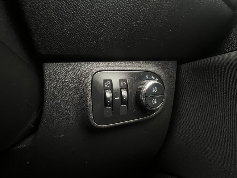 VAUXHALL CORSA 1.4 i ecoTEC Limited Edition 2015