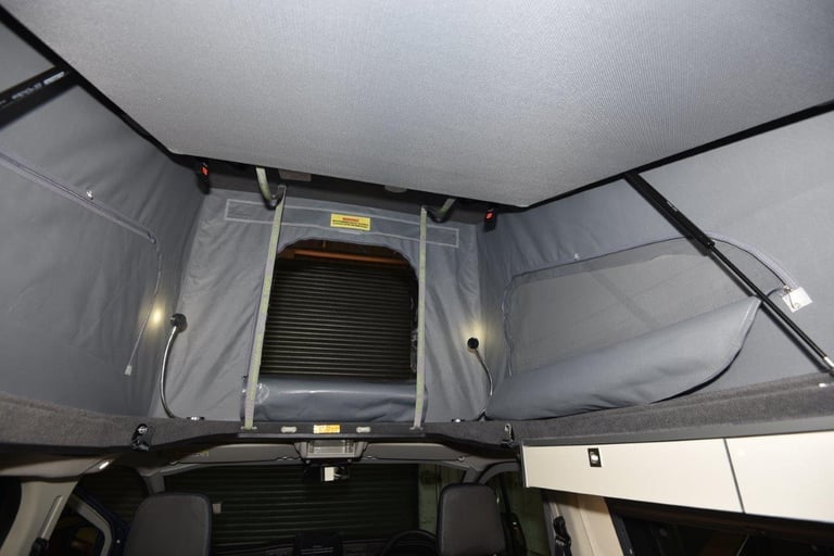 Wellhouse Maxus D7 Elevating Roof
