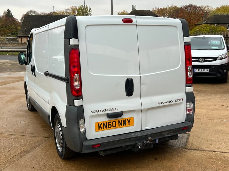 2010 Vauxhall Vivaro 2.0 2700 CDTi Panel Van 4dr Diesel Manual FWD L1 (215 g/km, 113 bhp) Panel V...