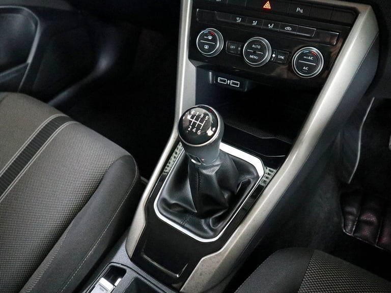 2020 Volkswagen T-Roc 1.0 Design TSI 5DR Suv Petrol Suv Petrol Manual