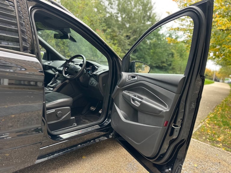 2019 Ford Kuga 1.5 EcoBoost 176 ST-Line 5dr Auto HATCHBACK Petrol Automatic