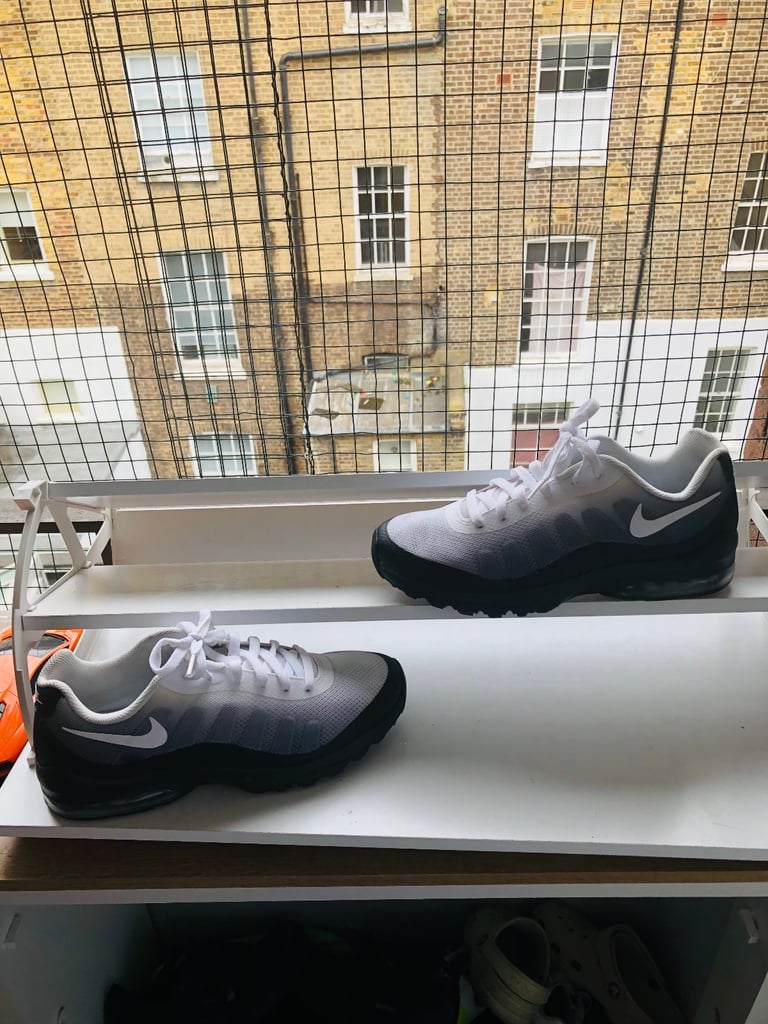 Nike Air Max Invigor Trainers size 8 Men’s – £40 (Negotiable)