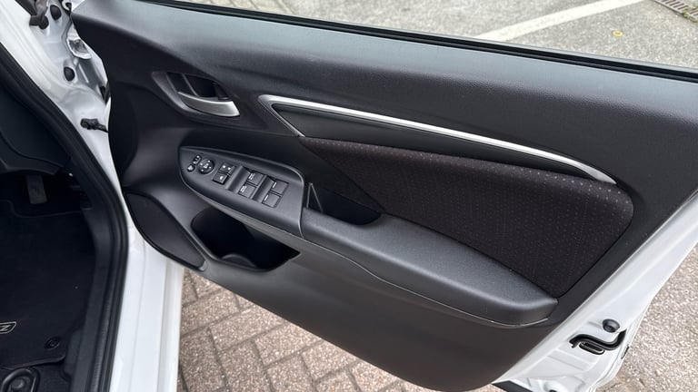 2015 Honda Jazz HONDA JAZZ HATCHBACK 1.3 EX 5dr Hatchback Petrol Manual