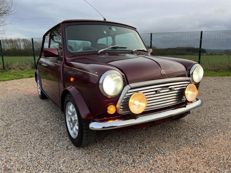 ROVER MINI RARE AUTOMATIC 40TH ANNIVERSARY EDITION IN MULBERRY * FULL LEATHER *
