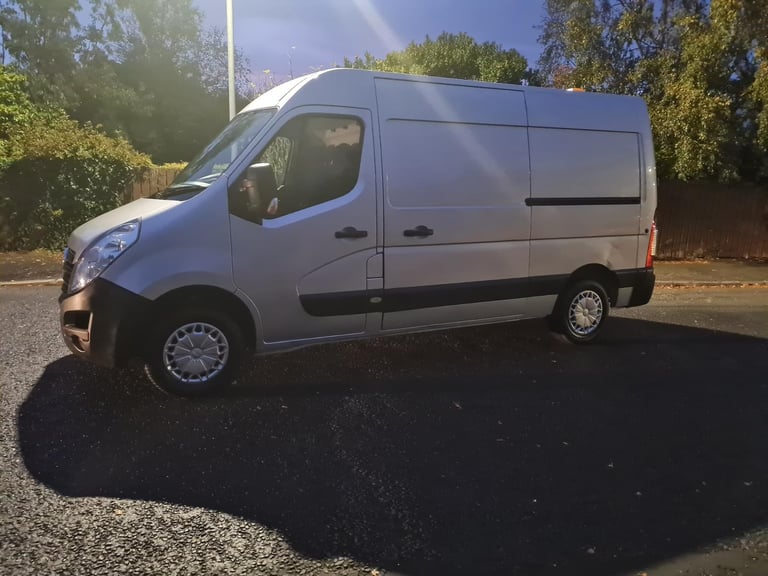 image for Outstanding Van 2013 Vauxhall Movano F3500 L2 H2 2.3 Diesel Medium Wheel Base Medium Roof 