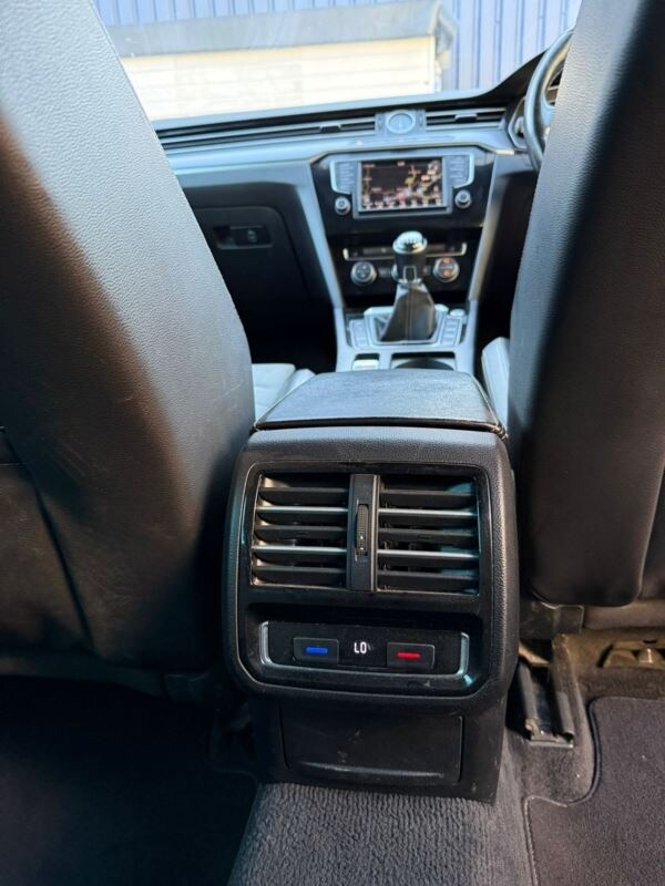2015 Volkswagen Passat 2.0 TDI BlueMotion Tech R-Line 5dr, Euro 6 , No VAT ESTATE Diesel Manual