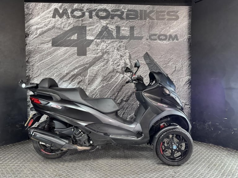 image for PIAGGIO MP3 500 HPE 2021