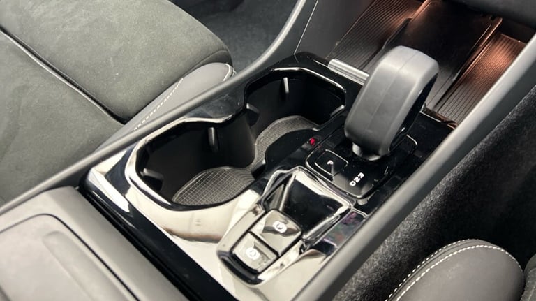 2024 Volvo XC40 Plus, B3 Mild hybrid, Petrol, Dark Estate Petrol Automatic