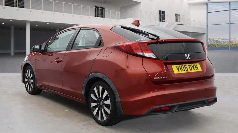 HONDA CIVIC 1.8 i-VTEC SE Plus Auto Euro 5 5dr 2015