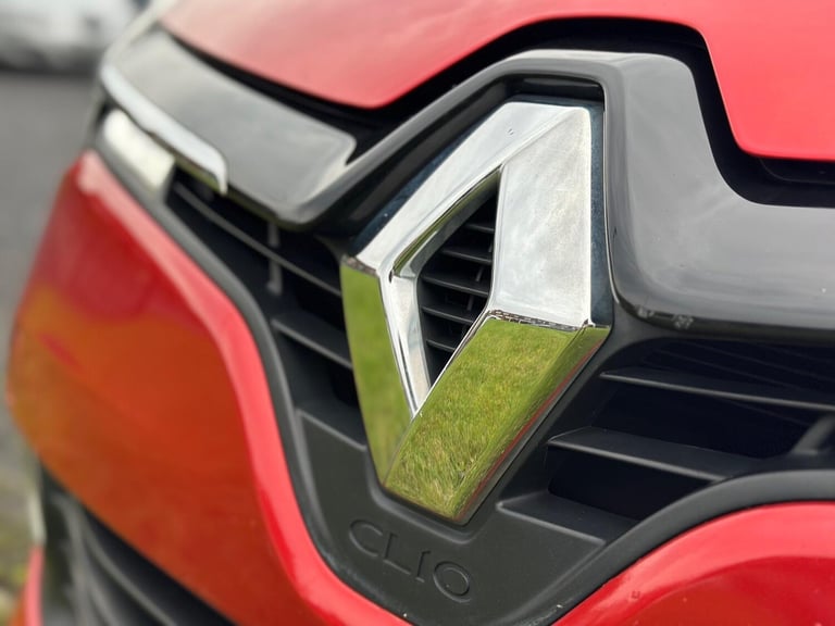 2015 Renault Clio 1.2 16V Dynamique Nav Euro 6 5dr HATCHBACK Petrol Manual