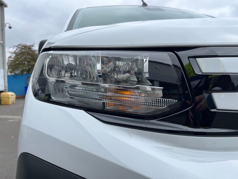  Peugeot Partner 1.5 Bluehdi 1000 Professional Standard Panel Van 5dr Diesel