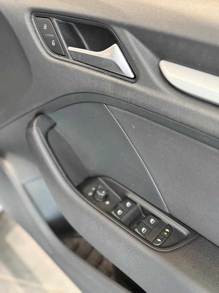 AUDI A3 1.6 TDI SE 2014