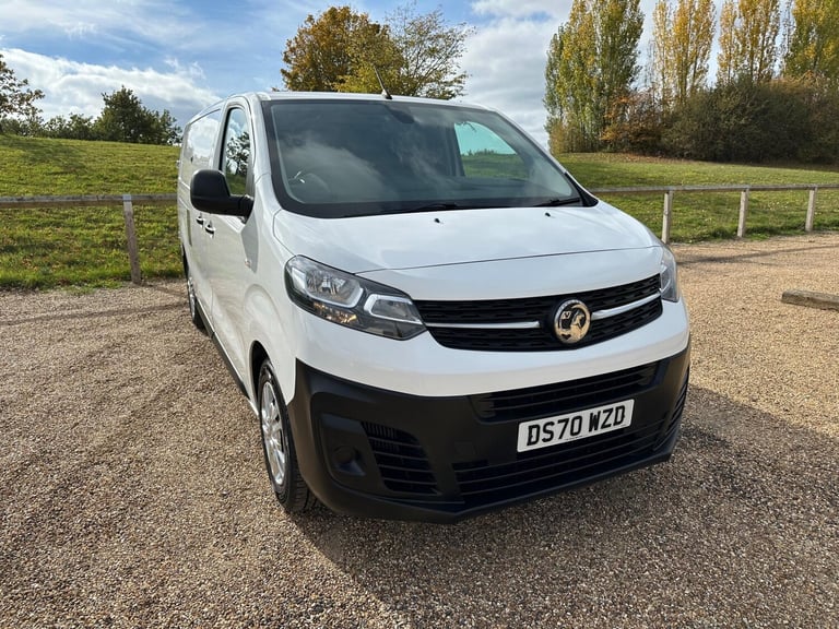 2020 Vauxhall Vivaro 1.5 Turbo D 2900 Dynamic L2 H1 Euro 6 (s/s) 6dr PANEL VAN Diesel Manual