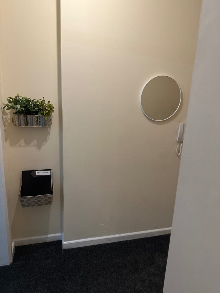 Ground floor 2 bed flat 