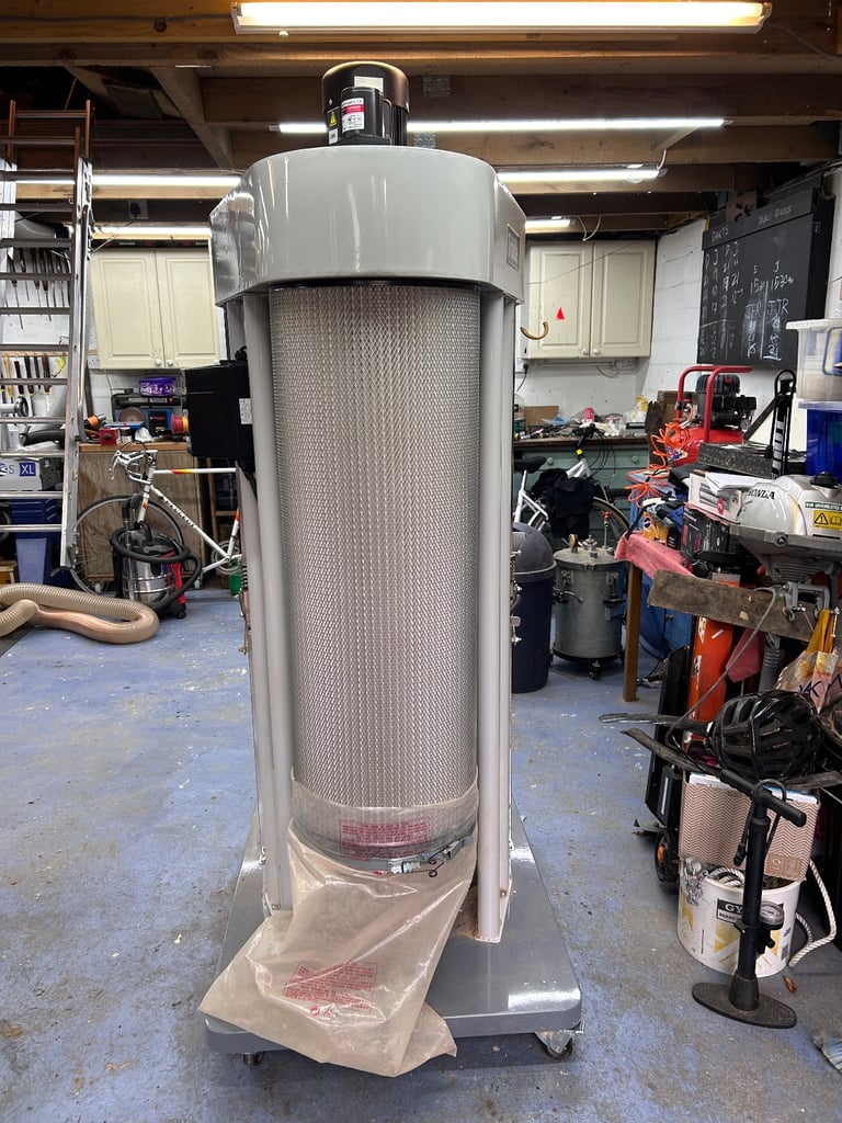 Cyclone Dust Extractor for workshop - Axminster Trade rated AT357CEH
