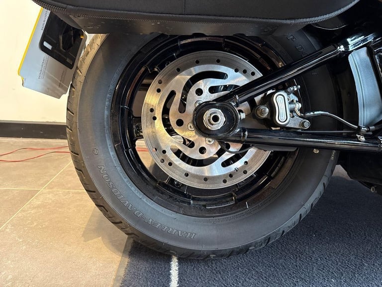 2023 Harley-Davidson STREET BOB [Phone number removed]black Manual