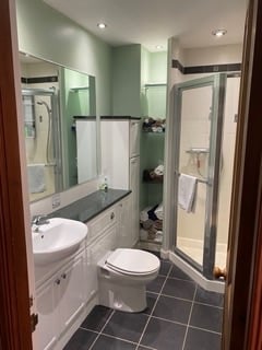 Executive One Bedroom Westend Property 