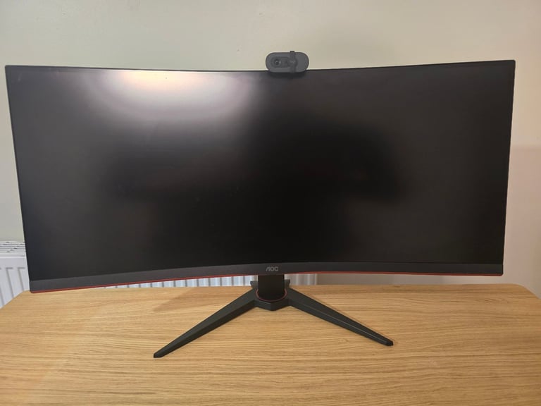 AOC 34" Curved Gaming Monitor – UltraWide QHD – 144Hz