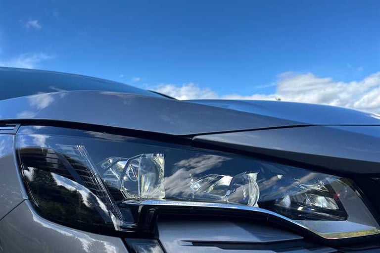 2022 Peugeot 3008 1.5 BlueHDi (130 PS) GT Premium 5 Door Diesel Automatic *** 1 Owner / Full SUV ...