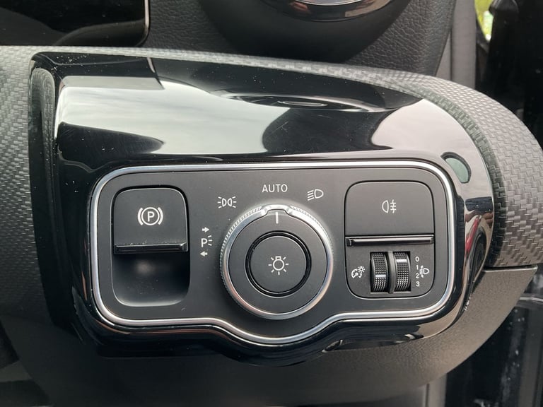 2020 Mercedes-Benz A-Class A180 SE 5dr Auto Hatchback PETROL Automatic