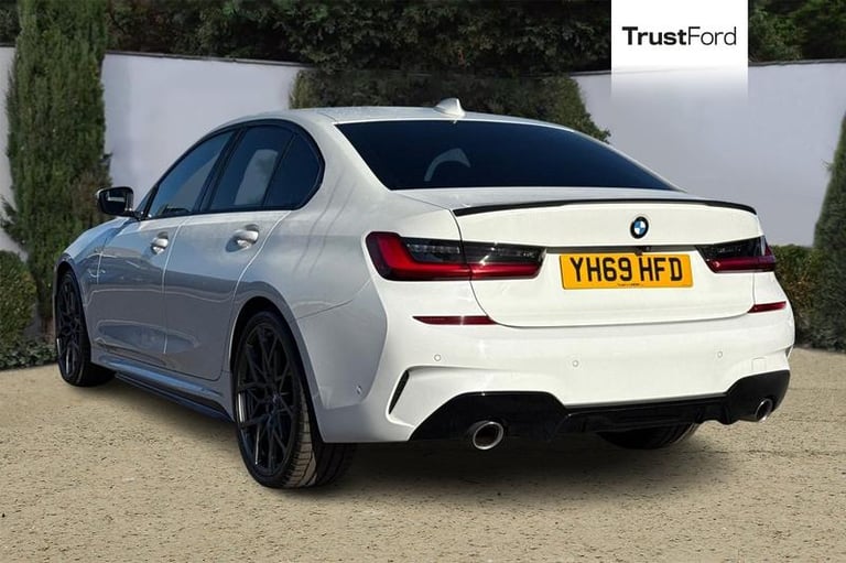 2019 BMW 3 Series 2.0 330i M Sport Saloon 4dr Petrol Auto Euro 6 (s/s) (258 ps) Automatic Saloon ...