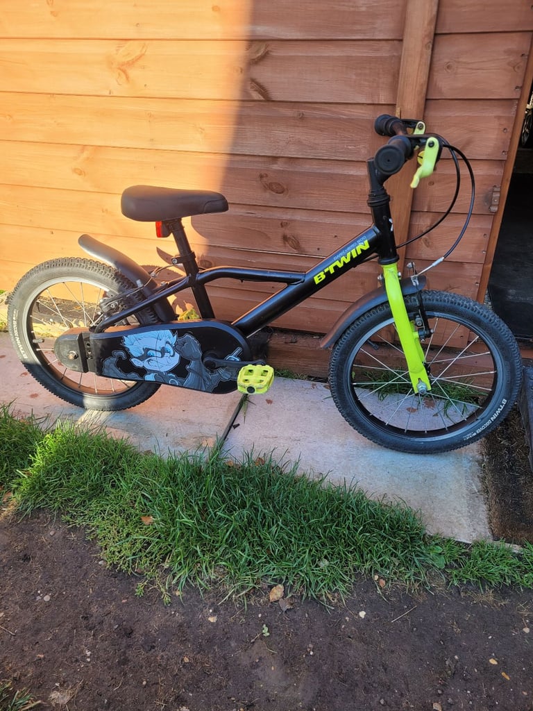 Bicycles/Balance bikes 