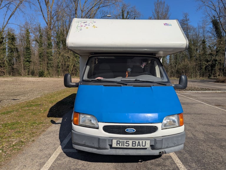 Spacious 6-Berth Motorhome - Ford, TRANSIT 110, 1997, 2500 (cc)