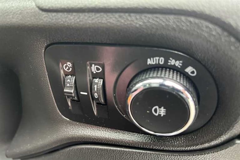 2022 Vauxhall Grandland 1.2 Turbo GS Line SUV 5dr Petrol Manual Euro 6 (s/s) (130 ps) SUV Petrol ...