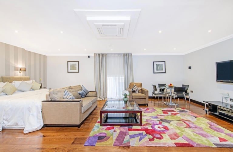 South Kensington - SW7 Studio Short Term Lets £1160 per week 