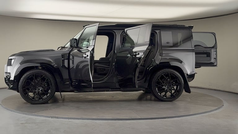 2024 Land Rover Defender 110 3.0 D250 MHEV X-Dynamic HSE SUV 5dr Diesel Auto 4WD Euro 6 (s/s) (25...