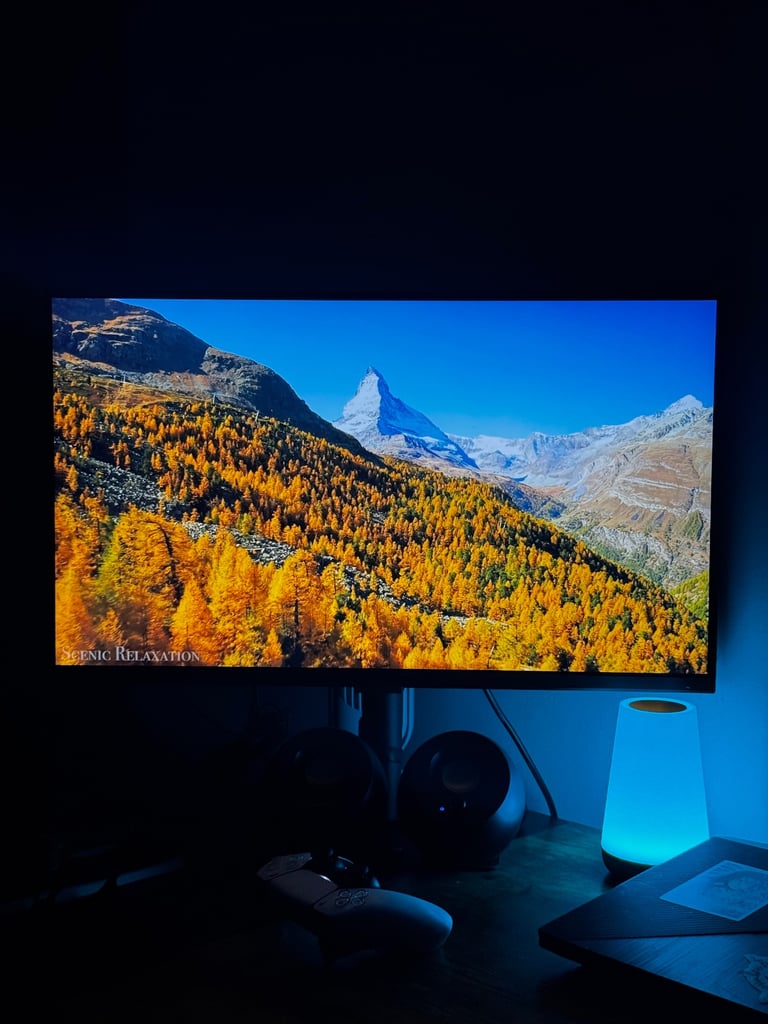 Samsung Gaming Monitor - 27 inch UHD (Negotiable)